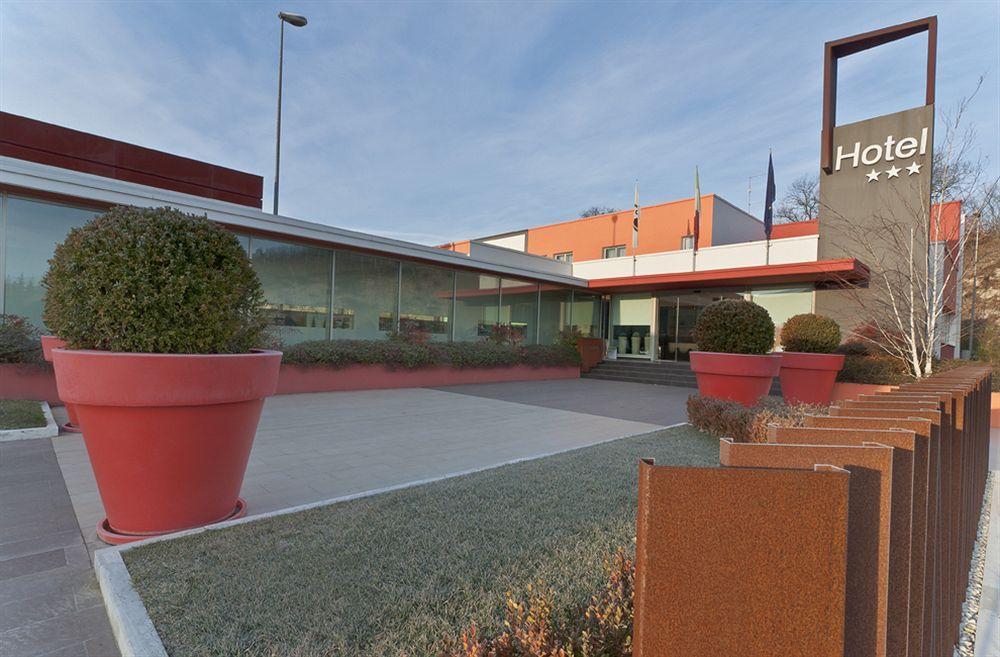 Hotel Cluentum Tolentino Exterior photo